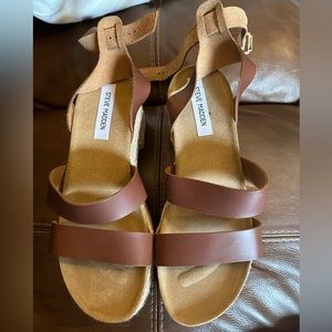 STEVE MADDEN sandals! 💜💕
